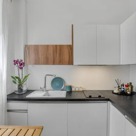 Design, Calme & Gare A 5 Min A Pied ניס