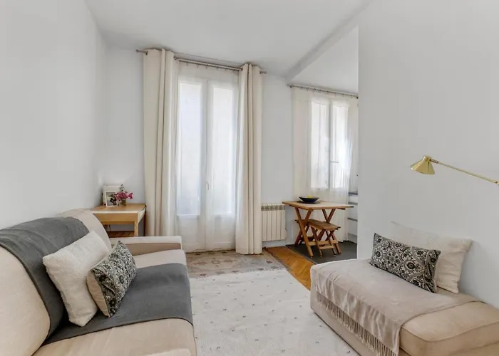 Appartement Design, Calme&gare à 5 Min à Pied Nice